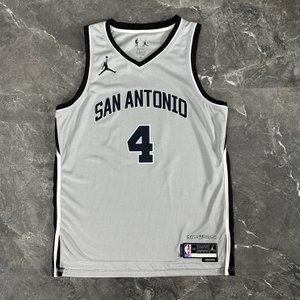San Antonio Spurs Limited Edition Grey - De'Aaron Fox #4 - image 13