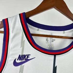 Toronto Raptors Retro White - Tracy McGrady #1 - image 5