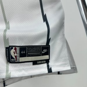 Toronto Raptors Retro White - Tracy McGrady #1 - image 7