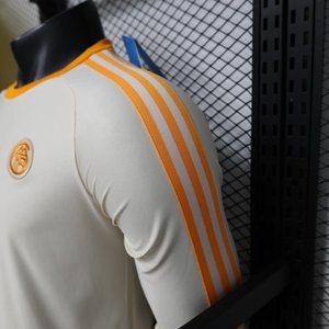 Bundesliga - Player Version 26-27 Bayern Munich Cream White 1990 Vintage Remake Long Sleeve Jersey - image 4