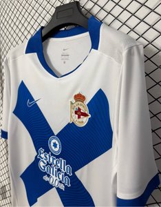 La Liga - 26-27 La Coruna Third Jersey - image 3