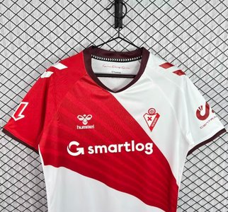 La Liga - 26-27 SD Eibar Red & White Diagonal Split Home Jersey - image 3