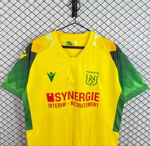 Ligue 1 - 26-27 FC Nantes Yellow & Green Home Jersey - image 3