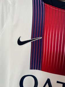 Ligue 1 - 26-27 PSG Away Jersey - image 4