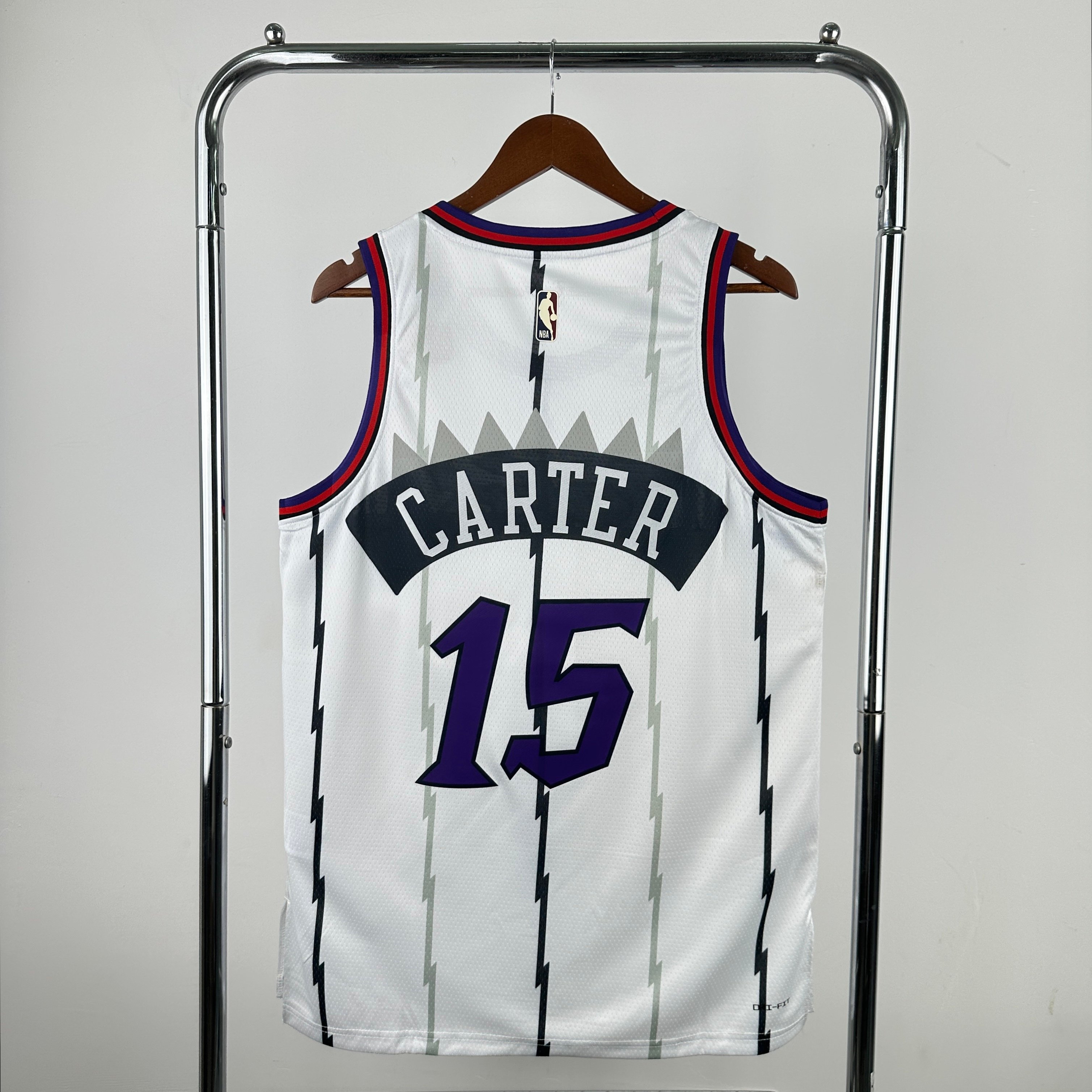 Toronto Raptors Retro White - Vince Carter #15