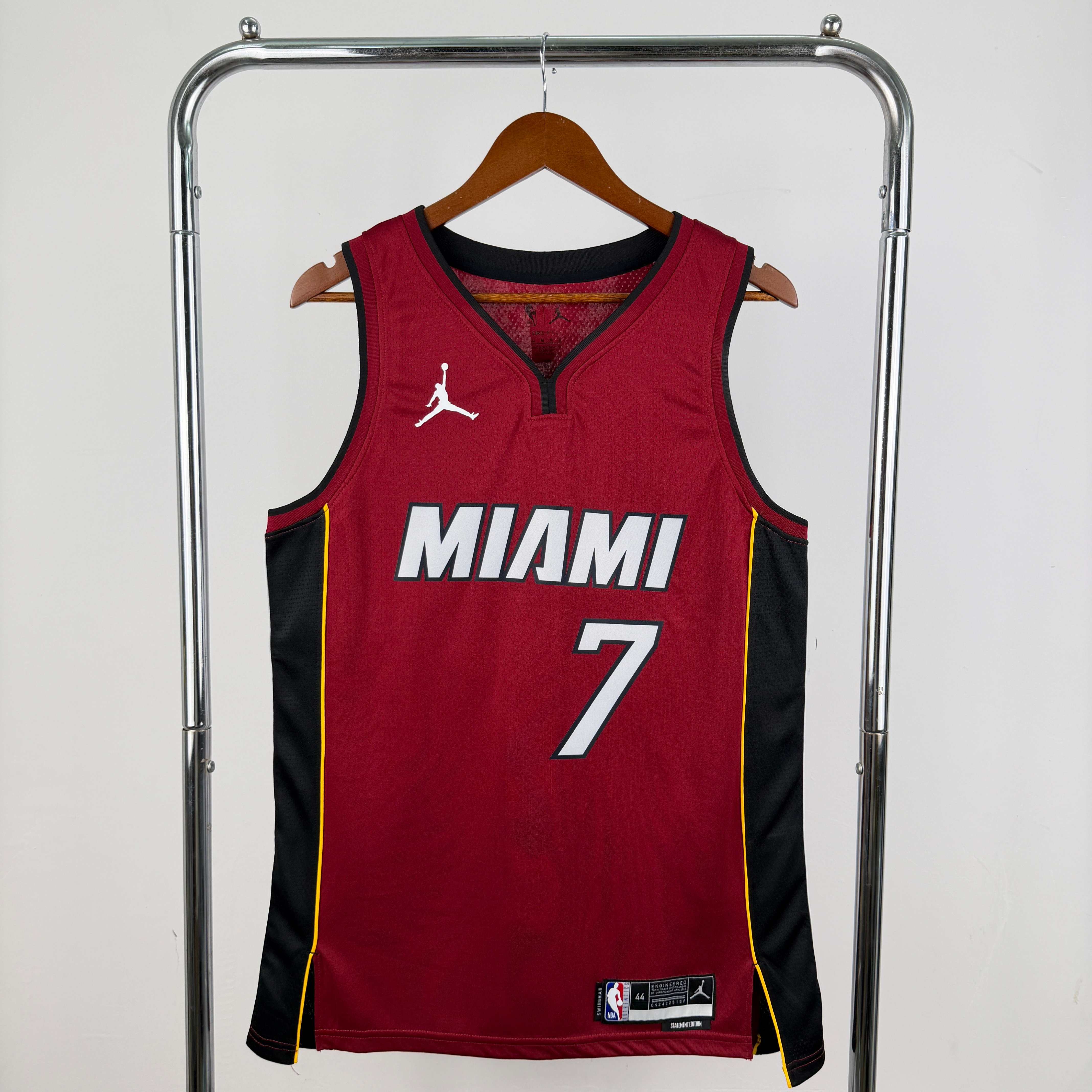 Giánnis Antetokoúnmpo - Miami Heat *Classic* Red #7