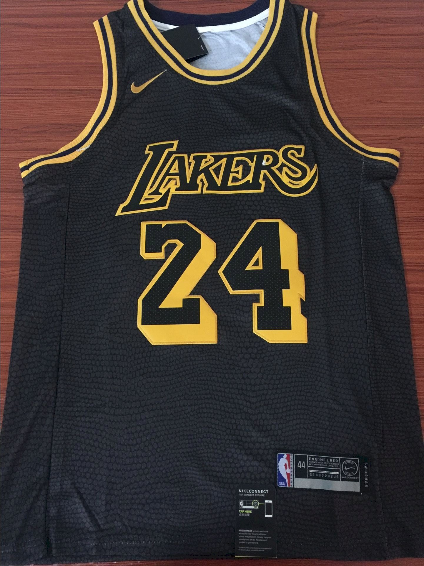 Los Angeles Lakers 24 Kobe Bryant Golden Edition SZ 44 Swingman