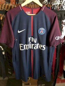 Maillot de Neymar numéro 10 au PSG