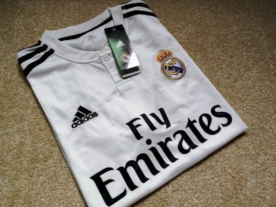 Real Madrid blanc - image 5