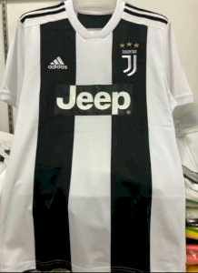 Juventus - Black and white stripes jersey - image 5