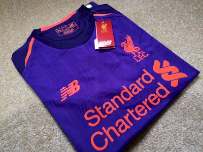 Liverpool - Purple jersey - image 5
