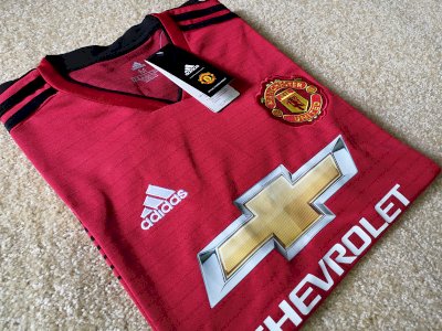 Manchester United - 2018 / 2019 season jersey - image 4
