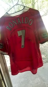 Cristiano Ronaldo jersey - image 3