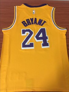 Kobe Bryant - Los Angeles Lakers - image 3