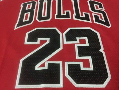 Chicago Bulls - Michael Jordan #23 - image 4