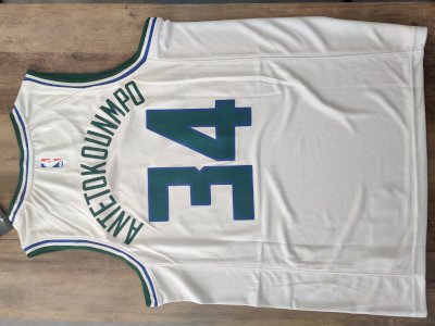 GIANNIS ANTETOKOUMPO MILWAUKEE BUCKS JERSEY - image 3