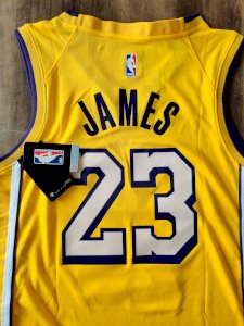 LeBron James Lakers city - image 3