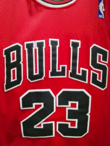 Chicago Bulls - Michael Jordan #23 Classic red - image 3