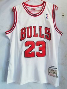 Chicago Bulls - Michael Jordan #23 White